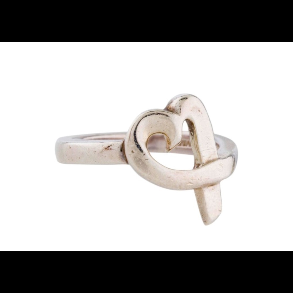 Tiffany’s vintage Paloma Picasso open heart ring
